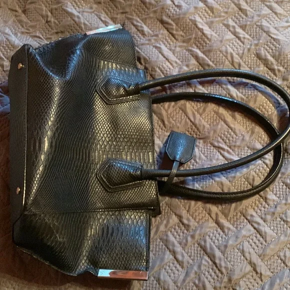 Purse - Picture 5 of 12